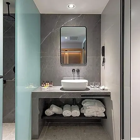Portes Lithos Luxury Hotel 5*