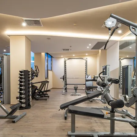 Portes Lithos Luxury فندق نيا بوتيدايا