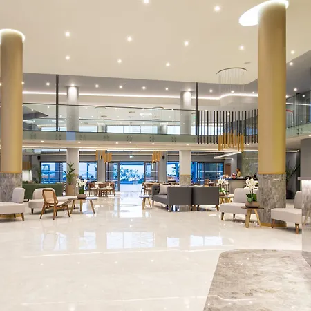 מלון Portes Lithos Luxury 5*