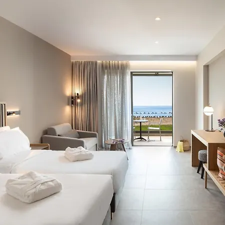 Portes Lithos Luxury מלון
