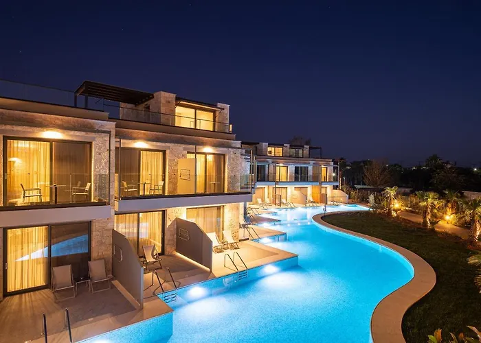 Portes Lithos Luxury מלון 5*